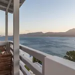Apartman White Edge Adámasz
