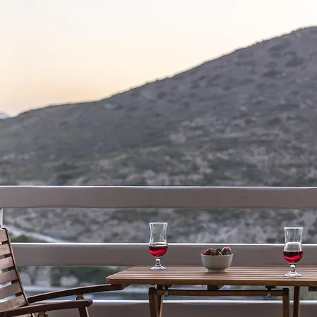 아파트 White Edge 아다마스